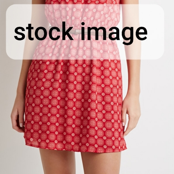 2x Forever 21+ Red Medallion Dress - Picture 6 of 7